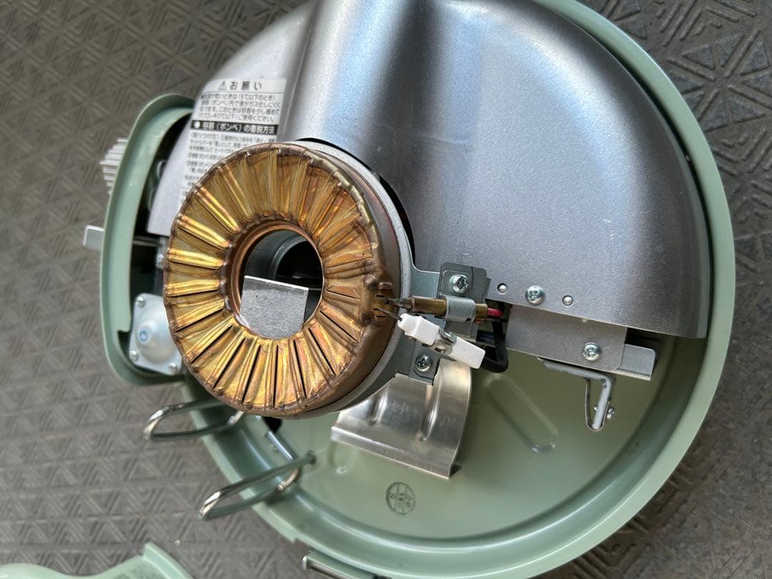 アラジンガスストーブ