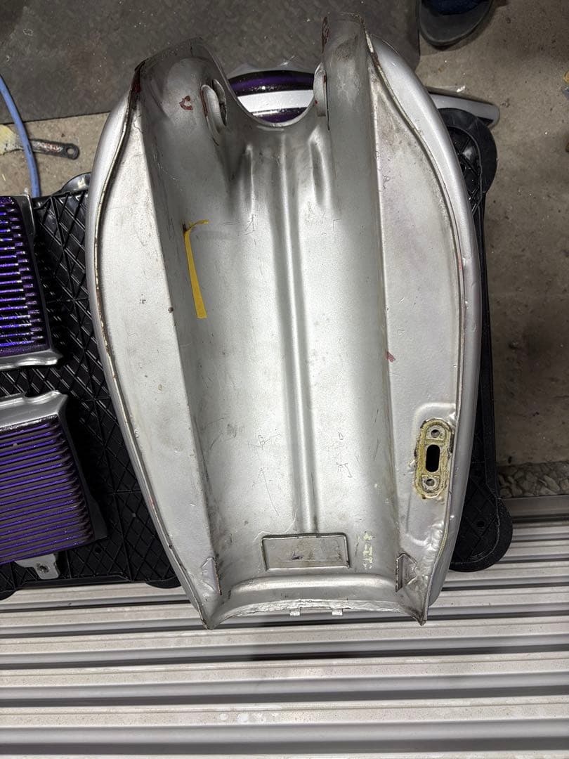 Suzuki gt380外装セット　b7タンク！