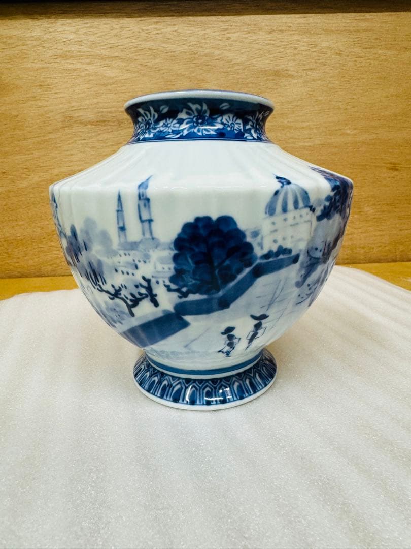 ★有田焼 龍峯窯★壺 ツボ インテリア 花器 丸花瓶 花瓶 生花 陶器