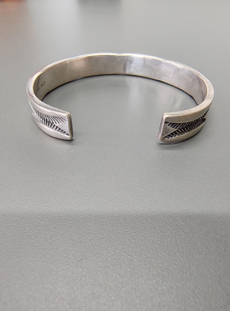 【アロハーナ】NORA BILL /ノラ・ビル ナバホ バングル