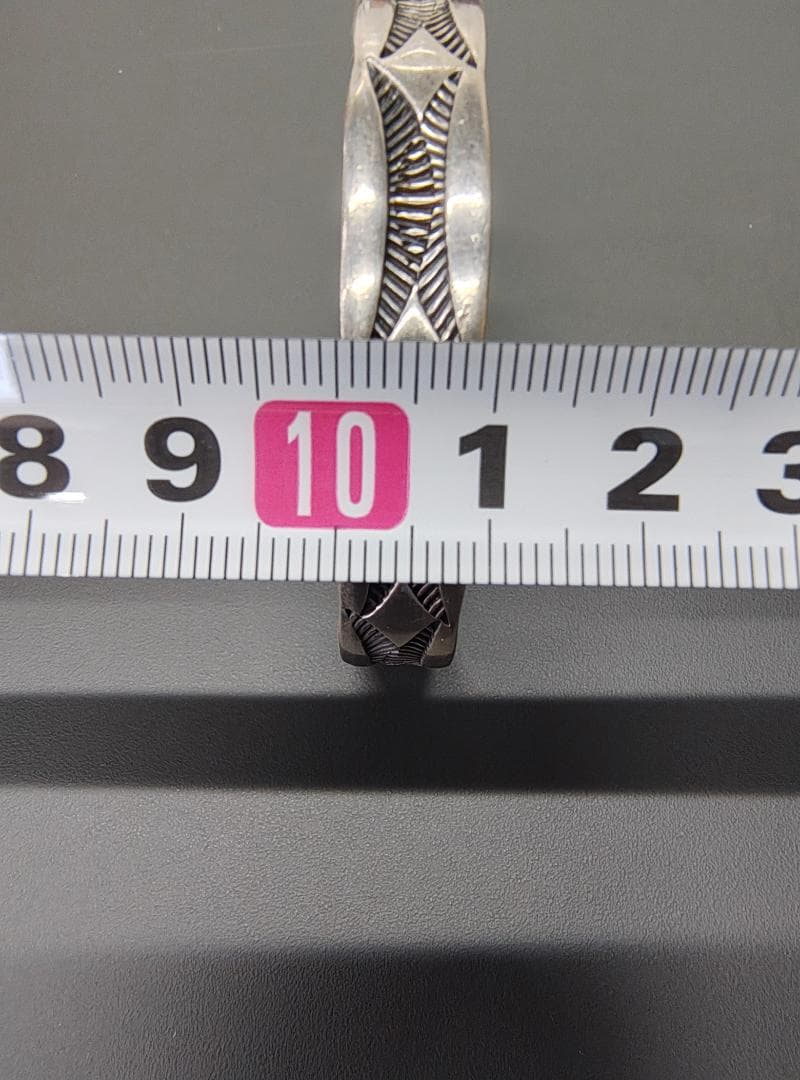 【アロハーナ】NORA BILL /ノラ・ビル ナバホ バングル