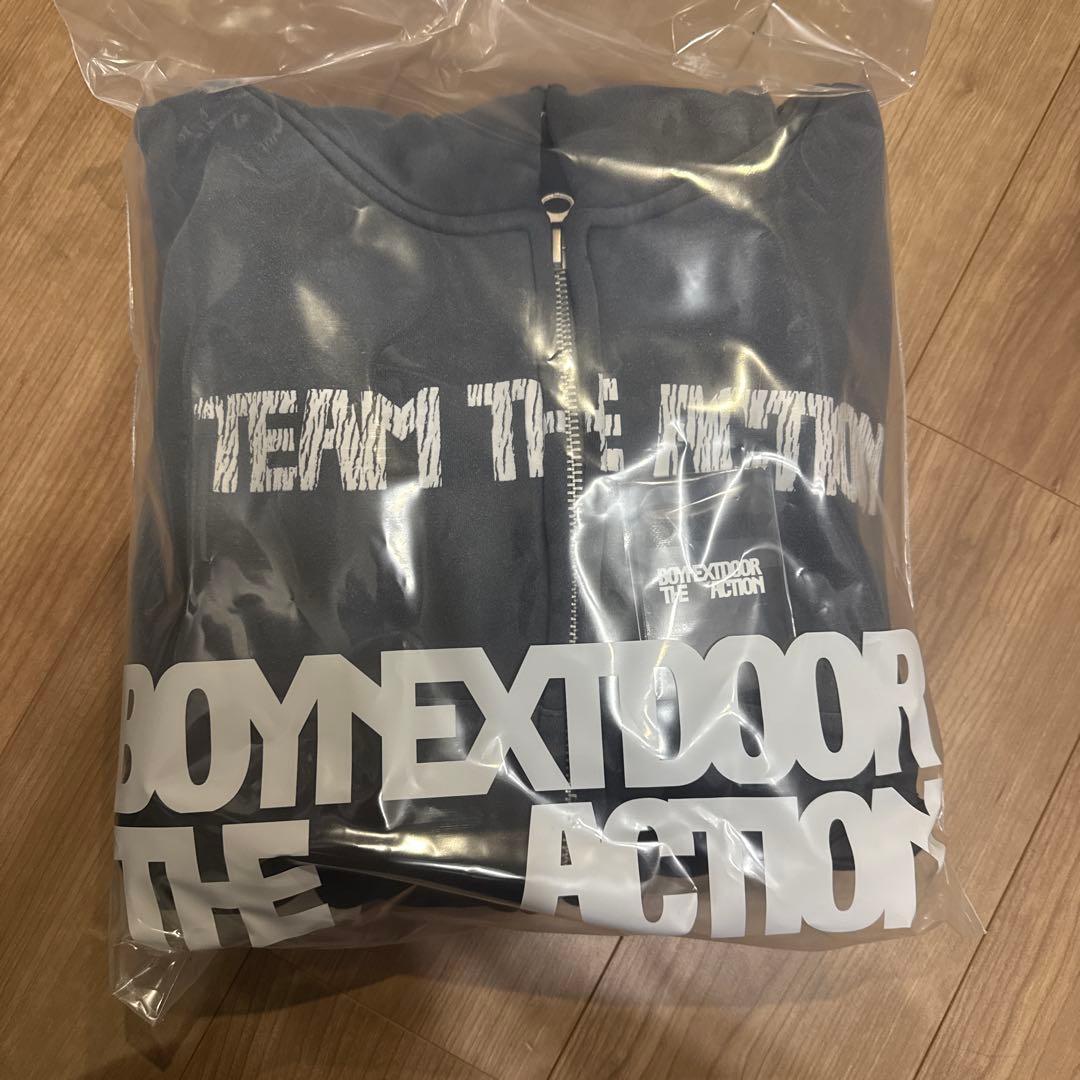 BOYNEXTDOOR TEAM THE ACTION パーカー