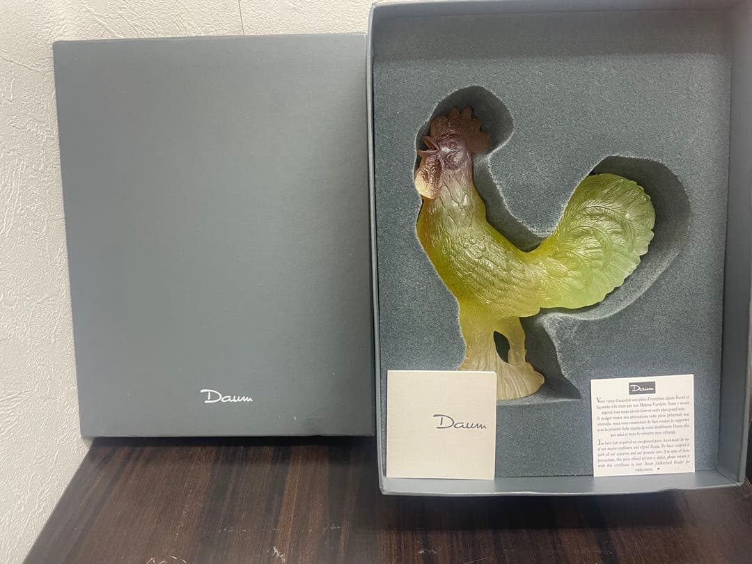 Daum ガラス 鶏の彫刻 専用箱付き