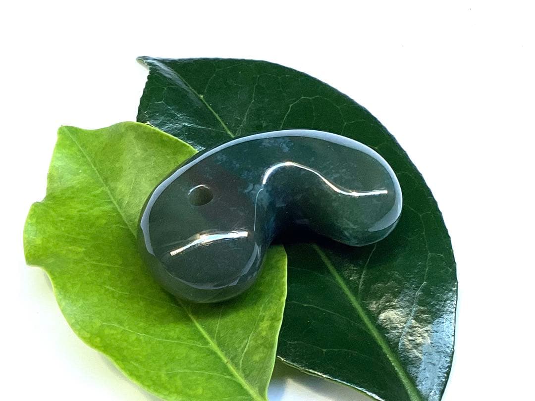 ✳【碧玉】特別安価の16800円　特大出雲石勾玉　コレクションレベル　安価卸し‼️