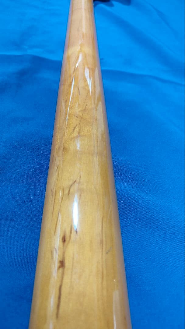 FERNANDES ジャズベース ホワイト