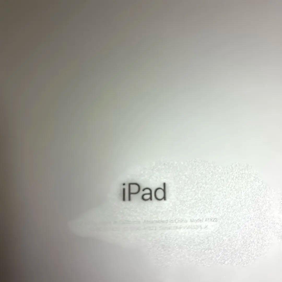 Apple iPad 第五世代2017年モデルシルバー