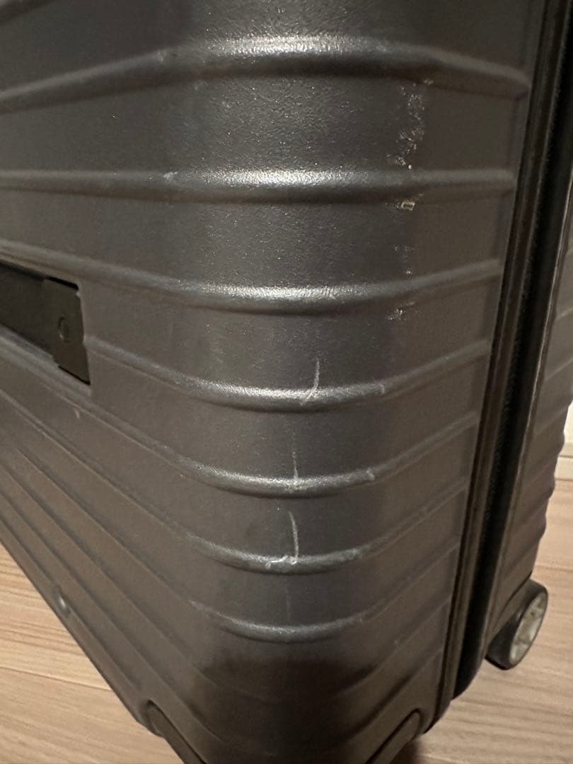 【リモワ】サルサ　TSAロック付きグレーキャリーケース