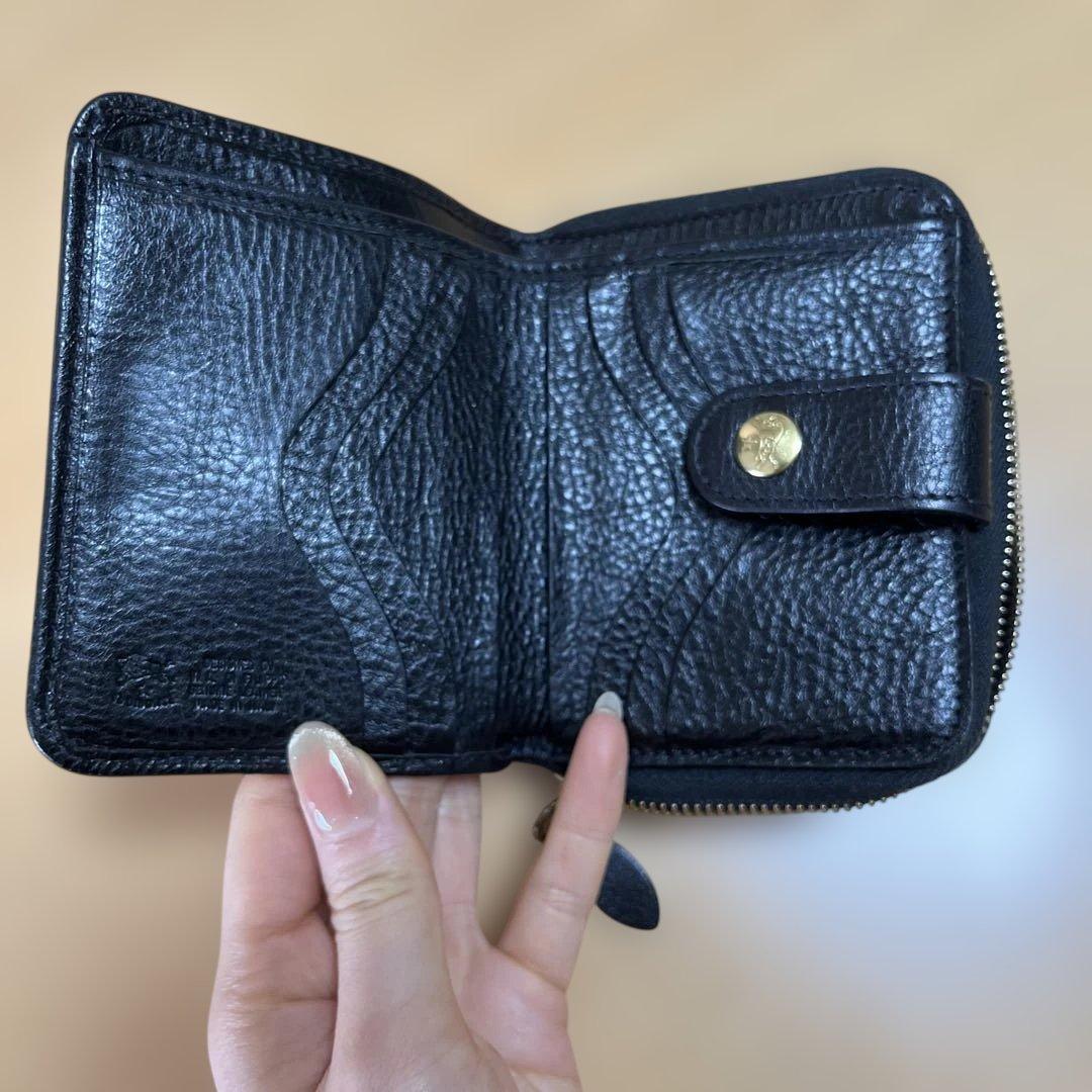 【即購入大歓迎】IL BISONTE 財布二つ折り 小銭入れ付 ブラック