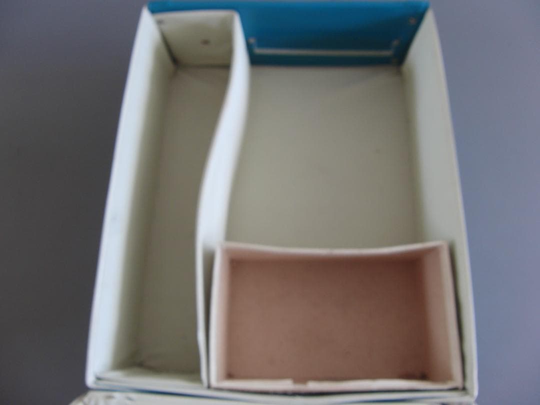 バービーケン　ヴィンテージドールケース