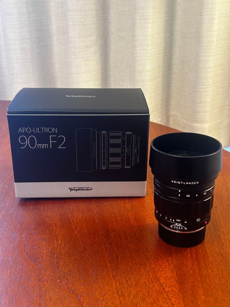 Voigtländer APO-ULTRON 90mm F2 VM