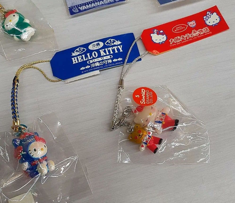 【ハロウキティ】ご当地キティ根付けストラップ　38種類(全39個)　希少品多数