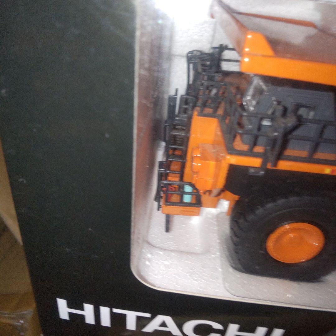HITACHI オレンジ ミニカー