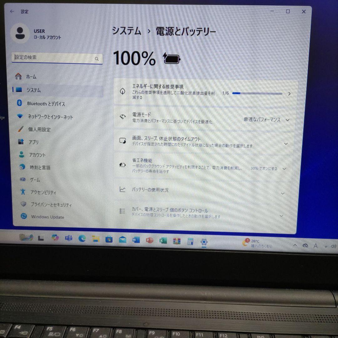 TOSHIBA　PC i3-8130u 8GB 256GB