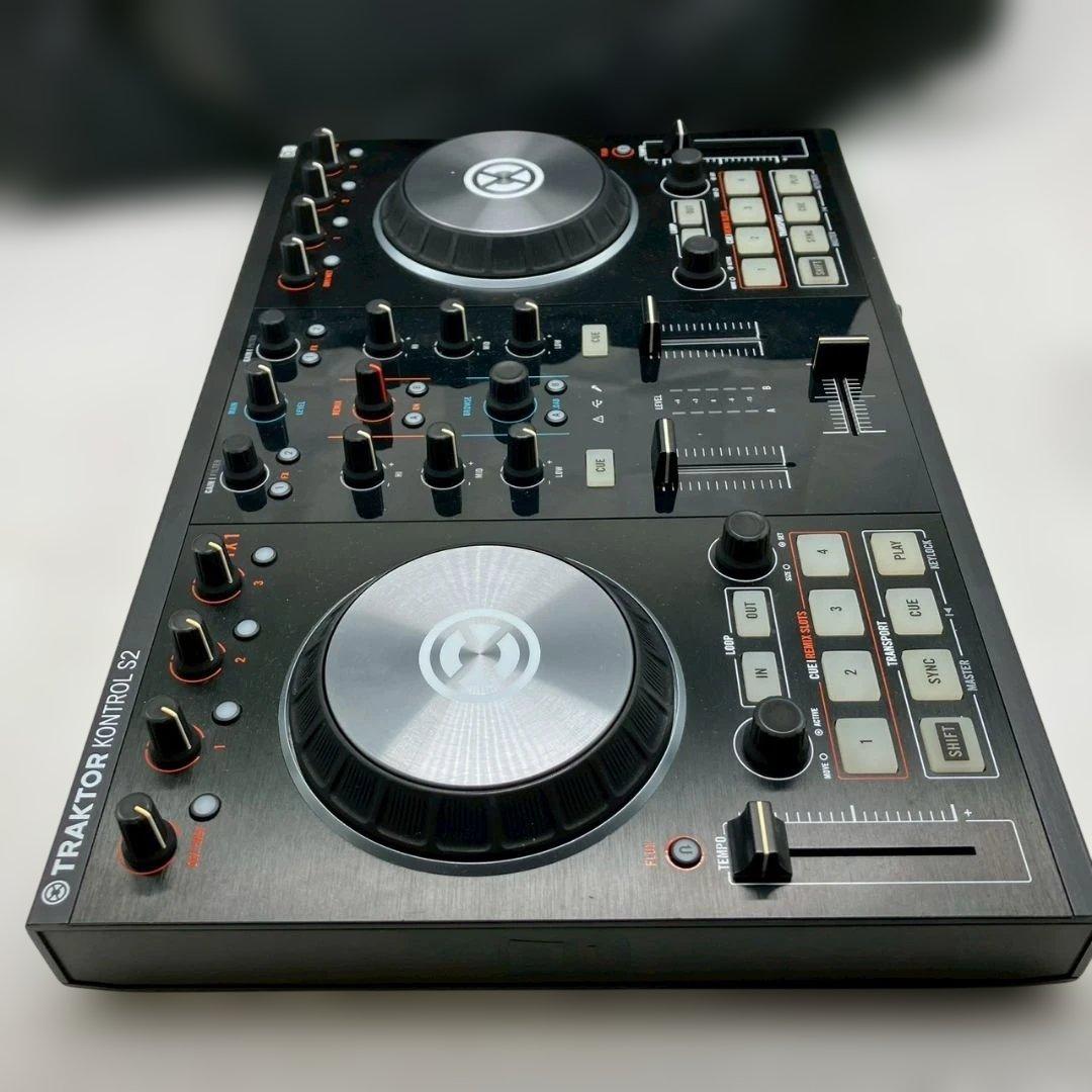 (nr/9.18/15)TRAKTOR KONTROL S2 DJコントローラー