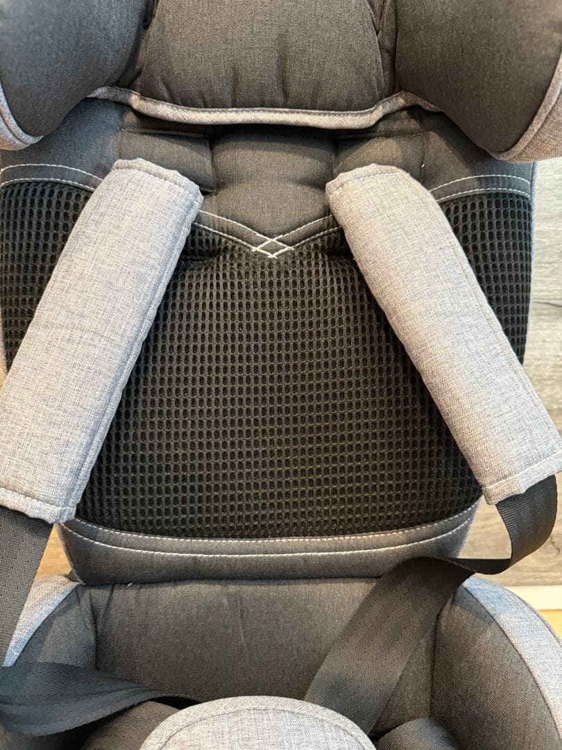 日本育児 トラベルベスト EVO チャイルドシート グレー