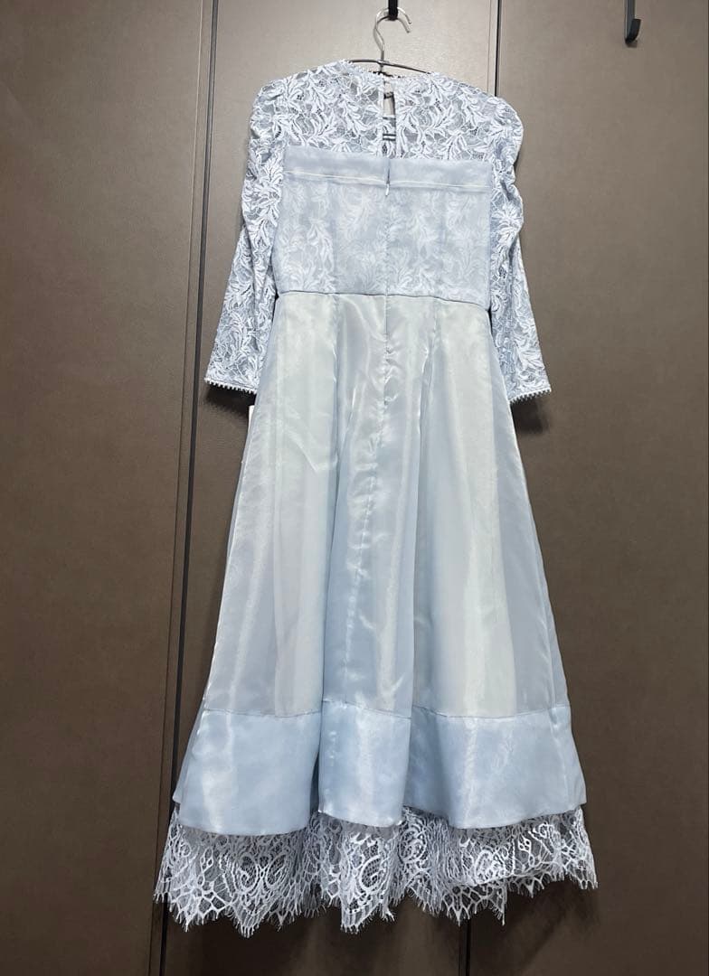 新品✨SNIDEL　ボリュームフレアレースドッキングドレス　結婚式　ライトブルー