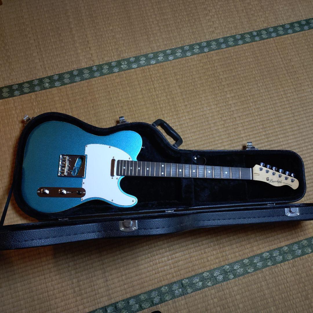メタリックブルー テレキャスタータイプエレキギター