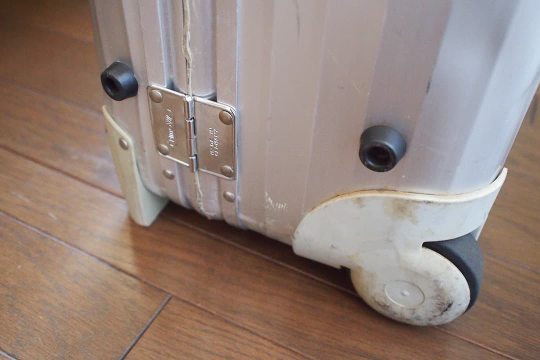 RIMOWA　スーツケース　トパーズ　クラシック　No.6228　シルバー