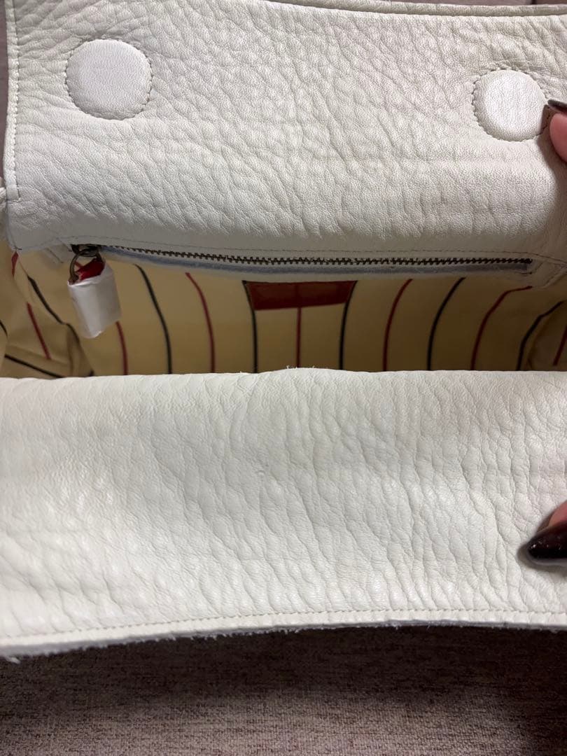 ま*ー様 B.stuff シュリンクレザー ハンドバッグ