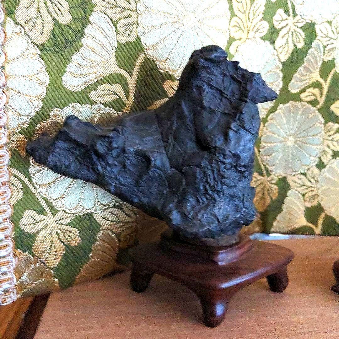 【最終価格】紀州名産　古谷石　銘、親子鶏　　谷本百穂箱書付　水石　盆石