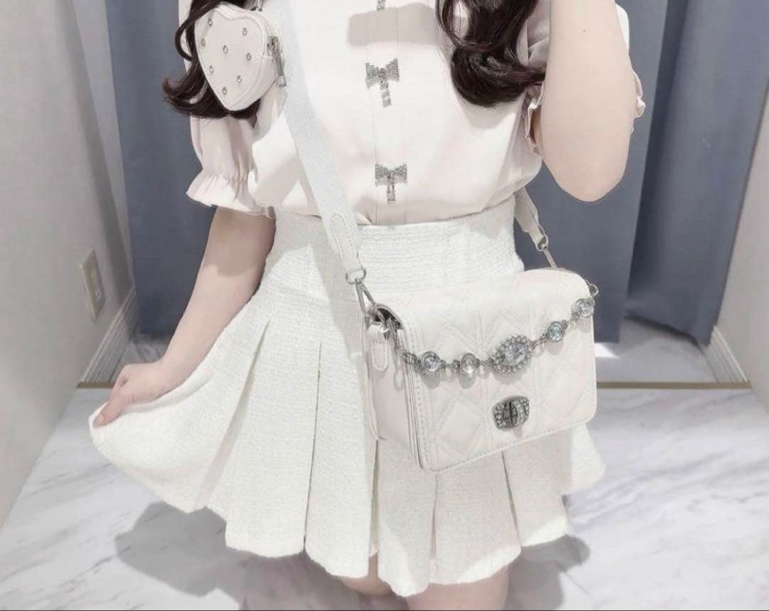 evelyn ハートポーチチェーンバッグ