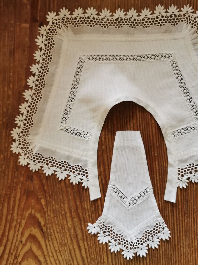 アンティークフランス 花のギュピールレース 付け襟 ＆ジャボ お揃い２点セット