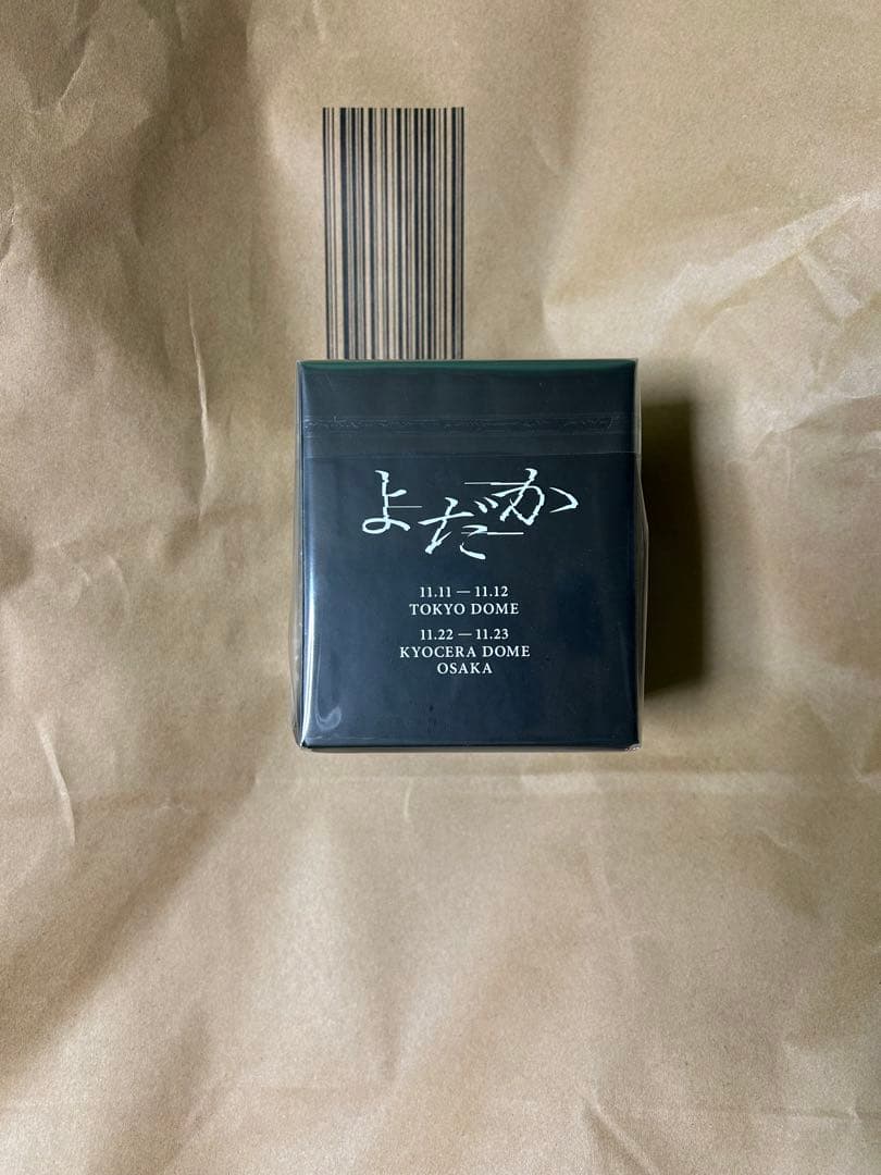 Ado DOME TOUR 2025よだか VIP特典スノードーム、ブローチ