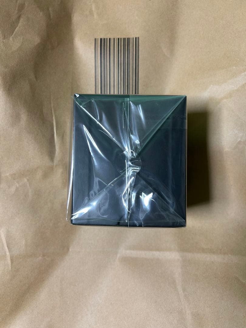 Ado DOME TOUR 2025よだか VIP特典スノードーム、ブローチ