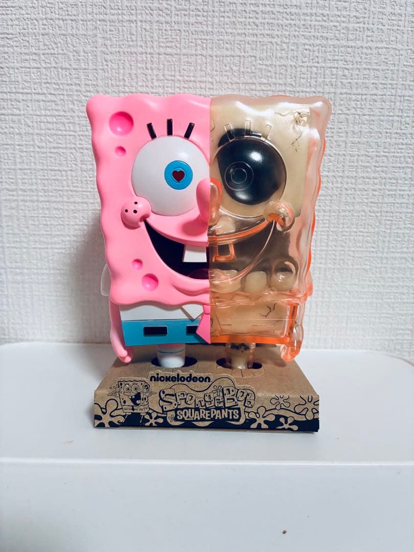 secret base スポンジボブ