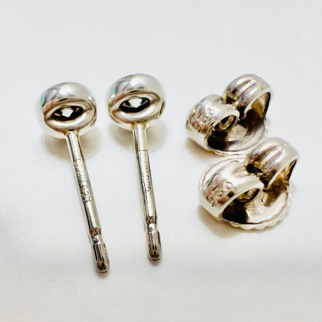 ティファニー　ダイヤモンドバイザヤードピアス　両耳用