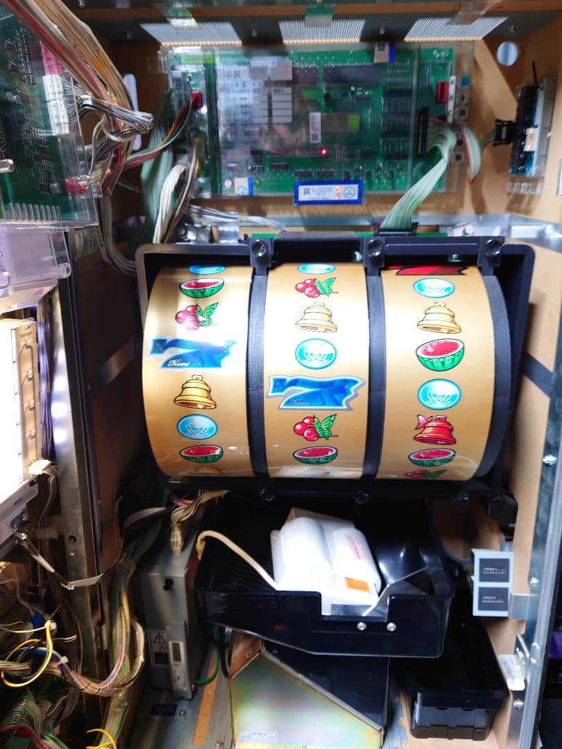 3817　パチスロ　実機　倖田來未