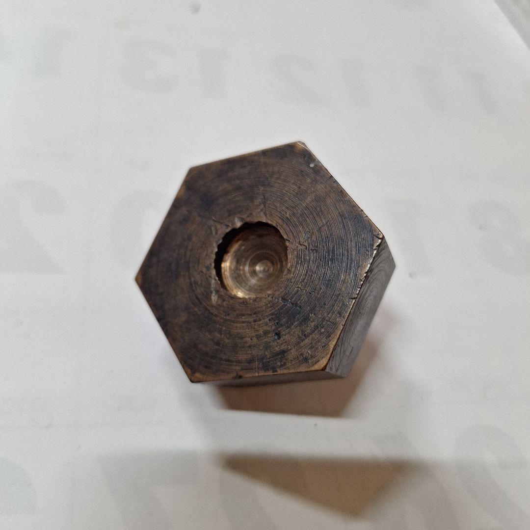 【ハチ】六角形金属製アンティーク雑貨