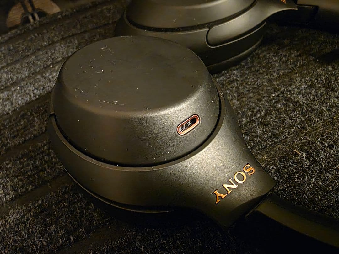 SONY WH-1000XM4 ワイヤレスノイズキャンセリングヘッドホン