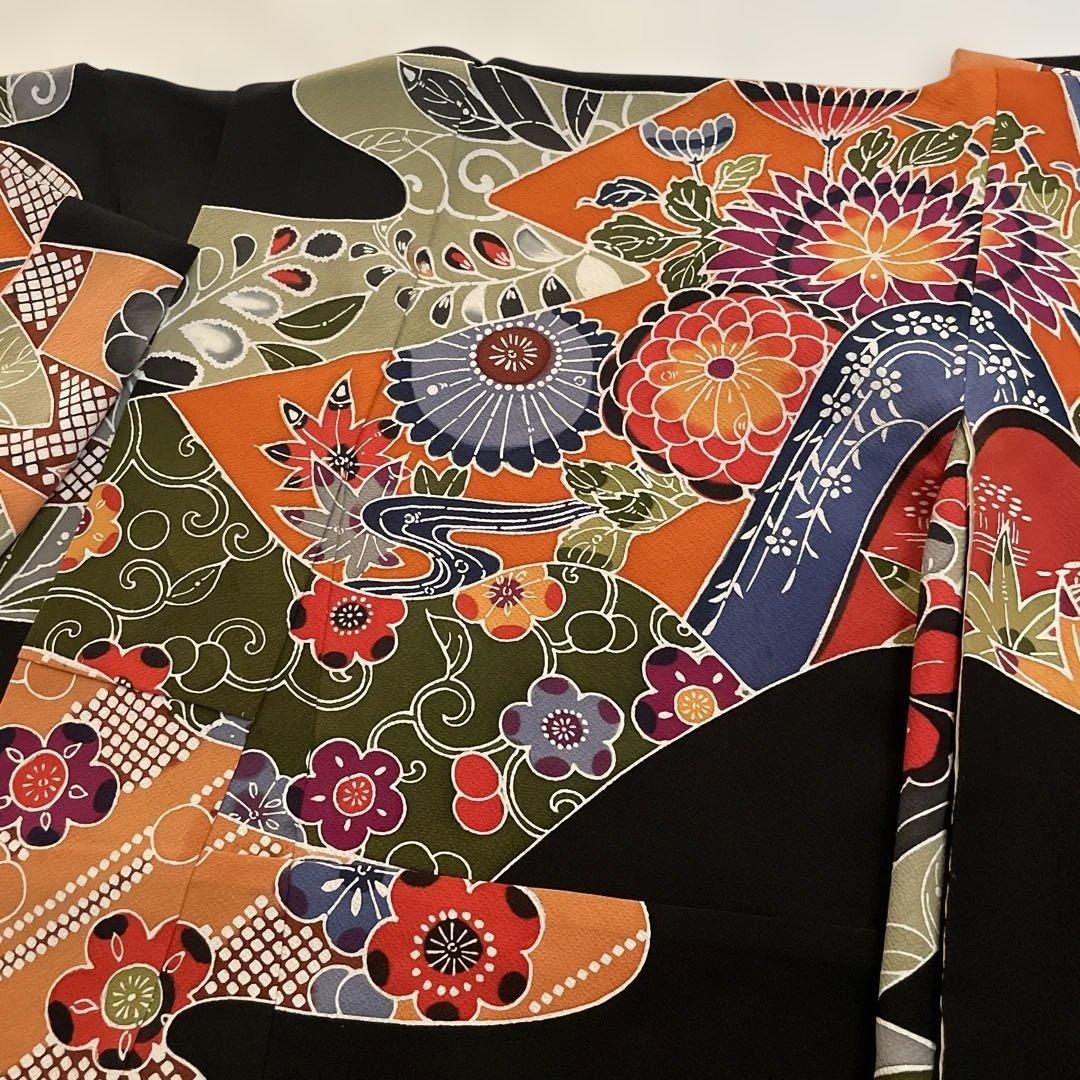 黒地　正絹紅型　振袖