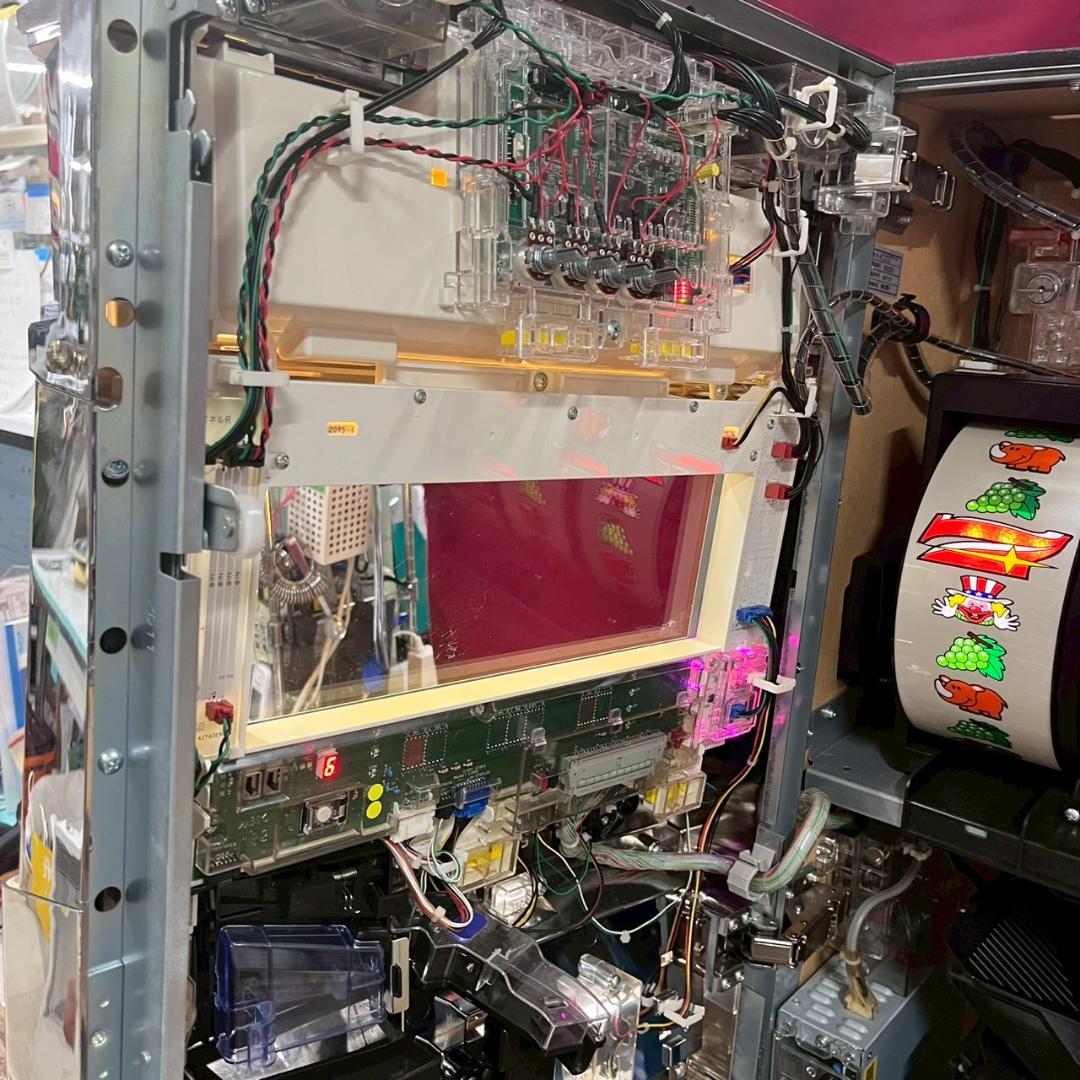 K◆アイムジャグラー EX-AE 実機 パチスロ スロット台 メダル付き