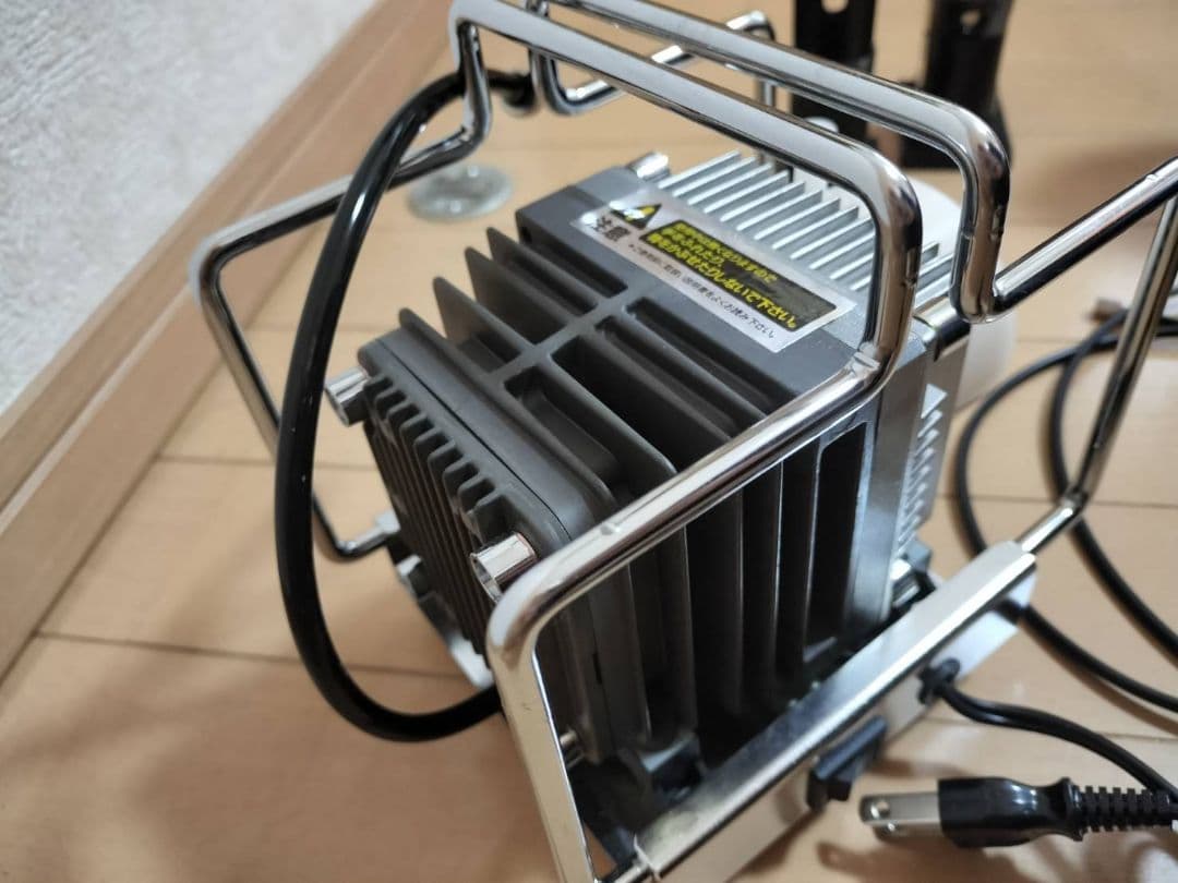 Mr. リアコンプレッサーセット PS300　エアブラシコンプレッサー