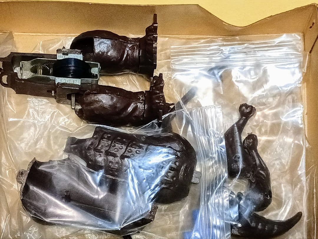 クラウンモデル パチ怪獣 プラモデル 「ラドンガ」箱有説明書有 組立途中 希少！