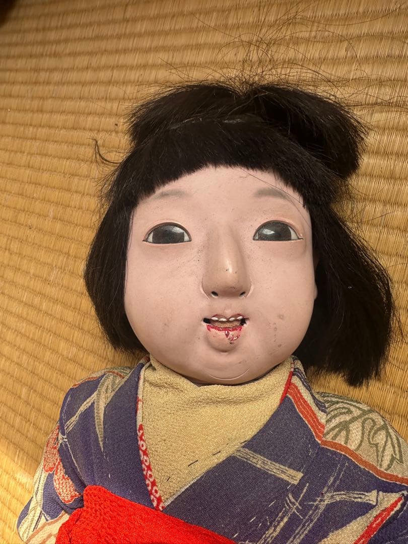 座敷童子部屋の市松人形セット 伝統的和服 黒髪