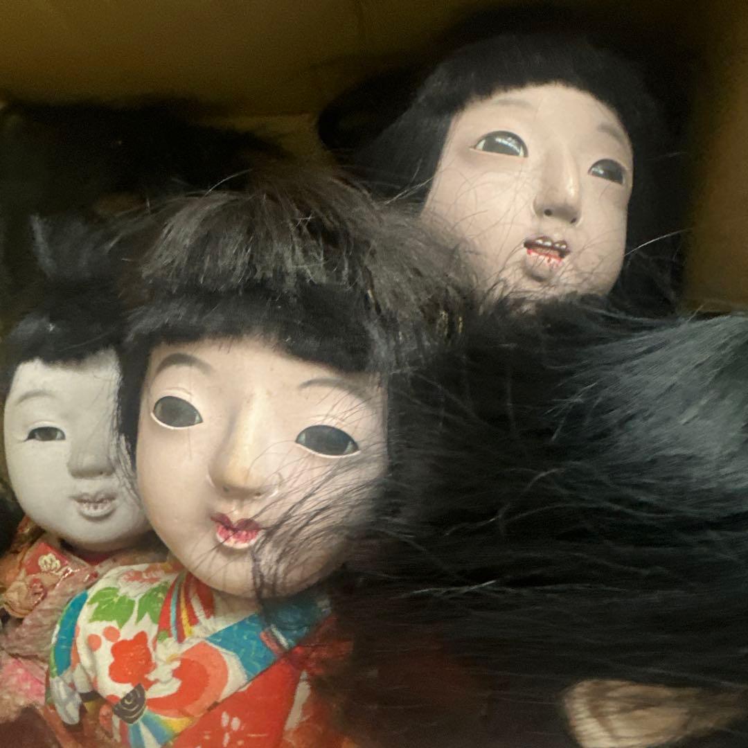 座敷童子部屋の市松人形セット 伝統的和服 黒髪