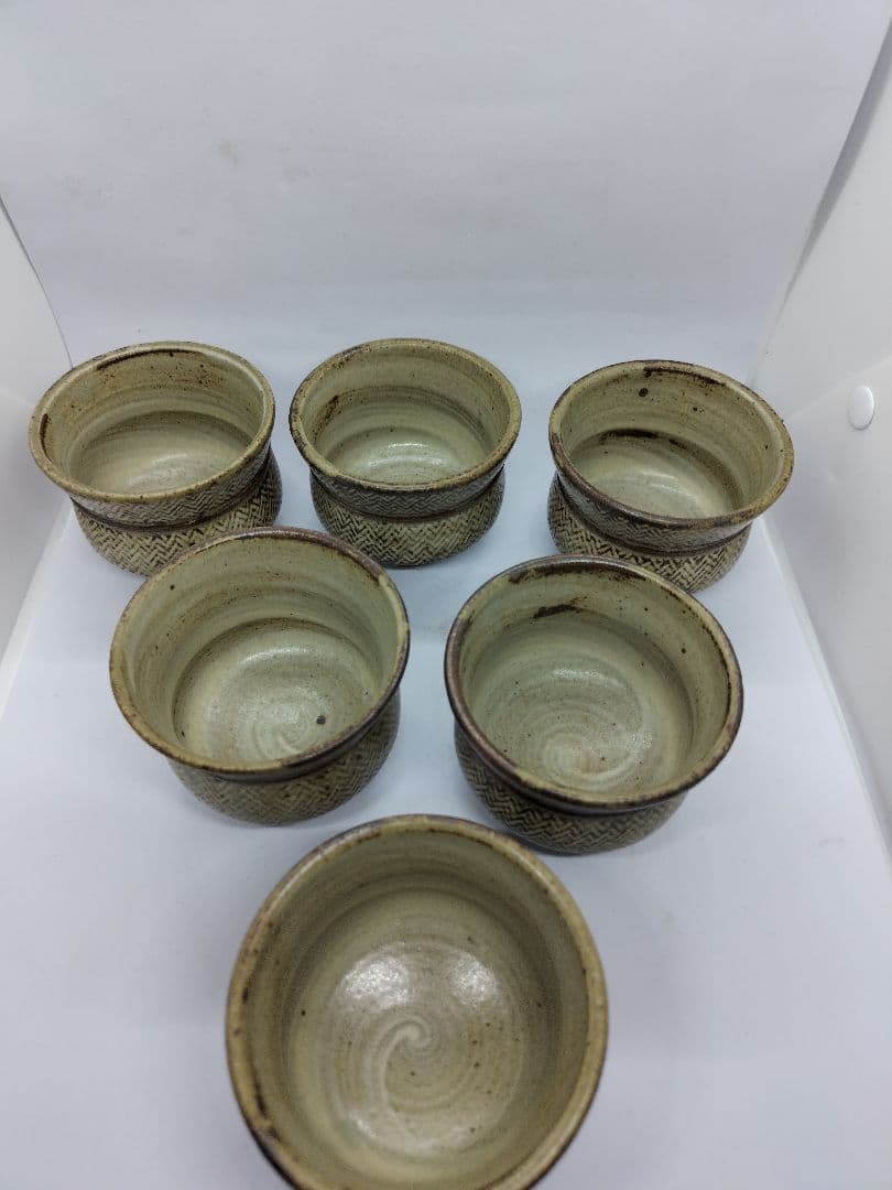 滅多に出会えない逸品！人間国宝島岡達三の象嵌縄文煎茶器、特別価格で！