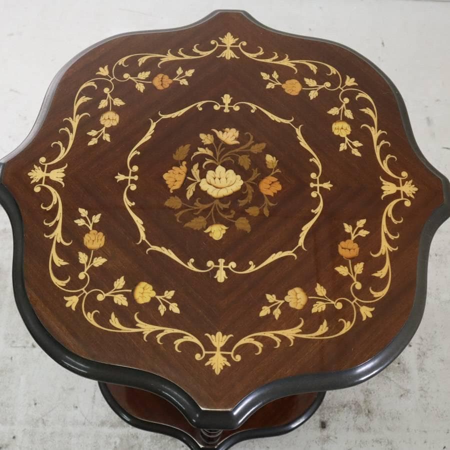 値下 イタリア製 クラシカル家具 象嵌装飾 ラウンドサイドテーブル 棚板付き