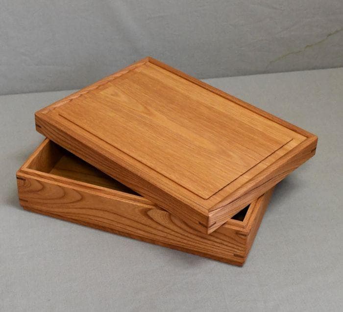 欅の文庫。B5サイズの収納。新品