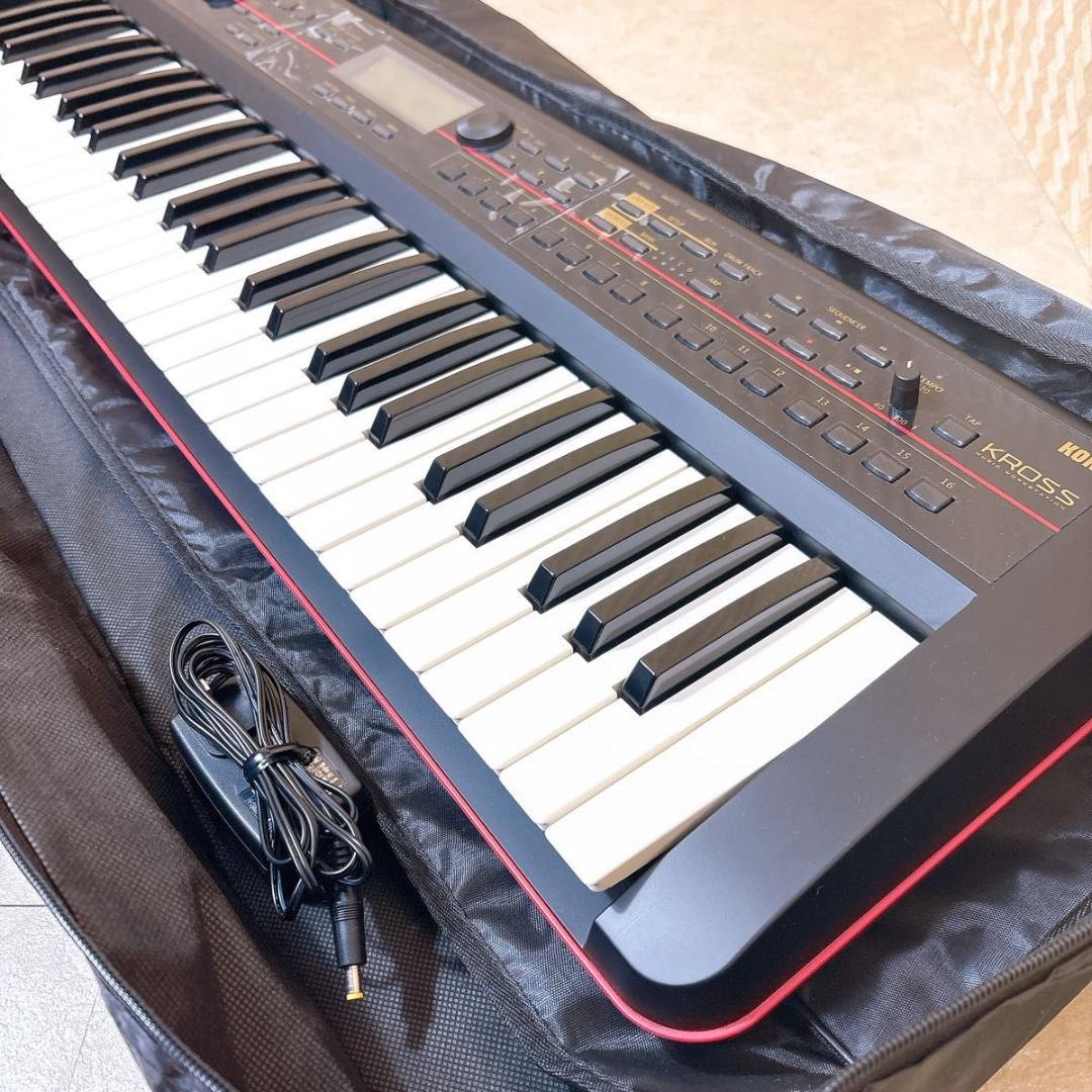 【美品】KORG キーボードシンセサイザー KROSS-61 クロス 61鍵