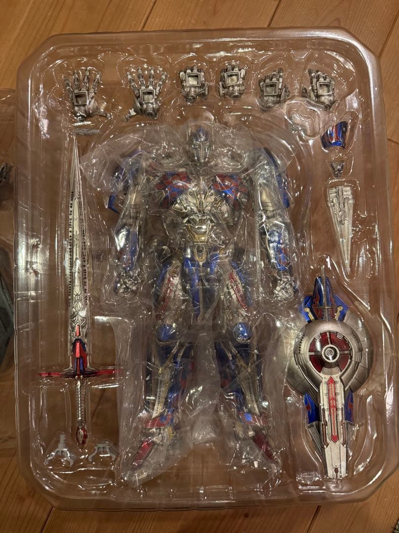 threezero オプティマスプライム トランスフォーマー 最後の騎士王