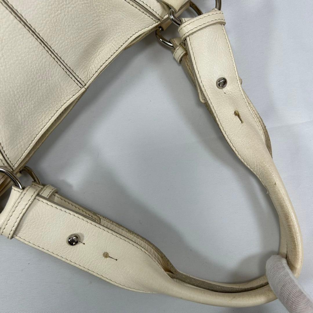 【美品】ヴィヴィアンウエストウッド パンチングレザー トートバッグ 手提げ 白