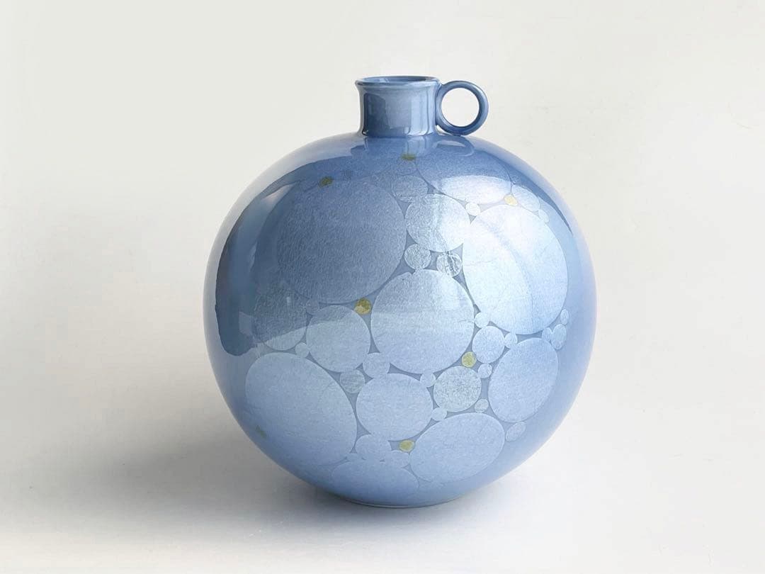 人間国宝　陶芸家　中田一於　淡青釉裏銀彩　壺　壷　九谷焼　共箱　小野珀子