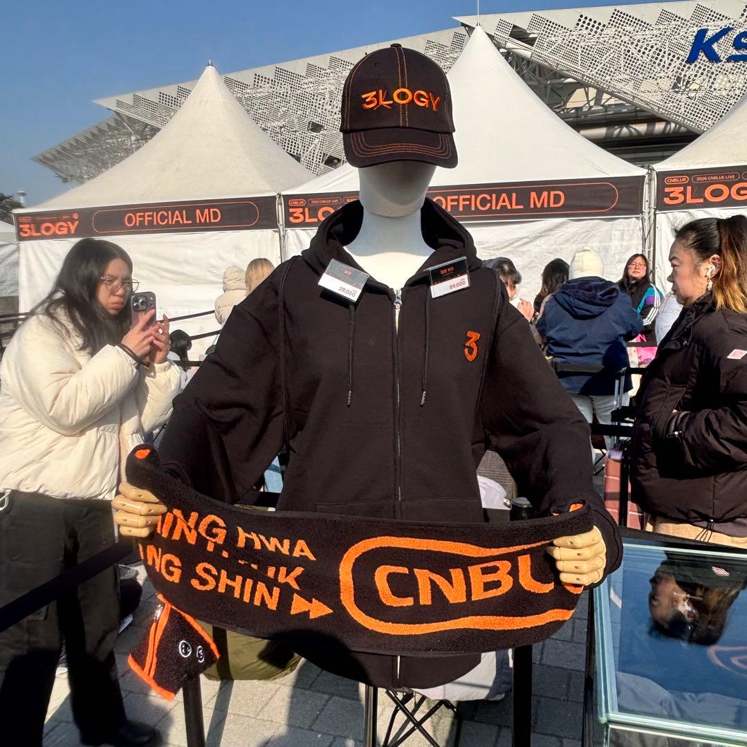 2026 CNBLUE LIVEワルツソウル '3LOGYフーディ フォトカード