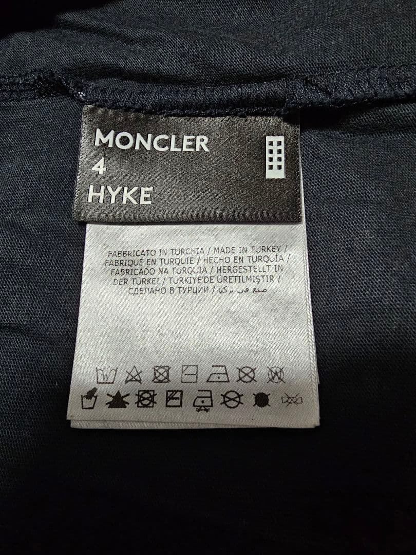 モンクレール ハイク　コラボ　限定　tシャツ MONCLER　ブラック