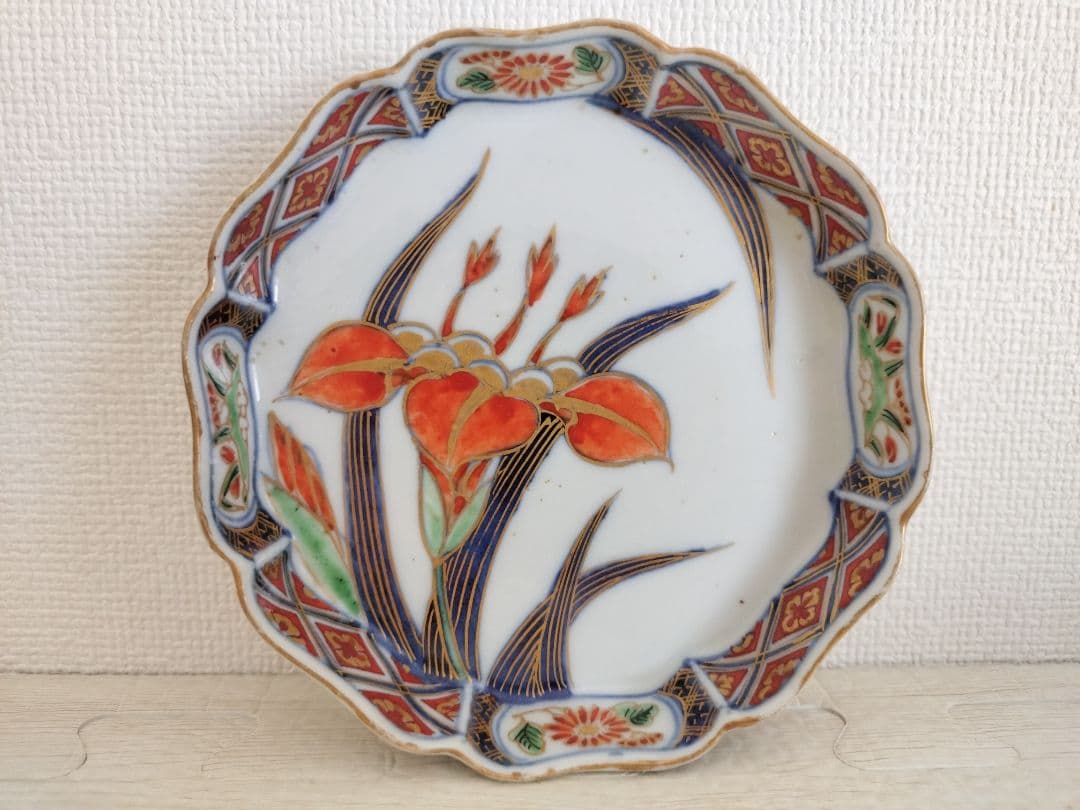 お値下げしました、4枚組　色絵　菖蒲紋　小皿