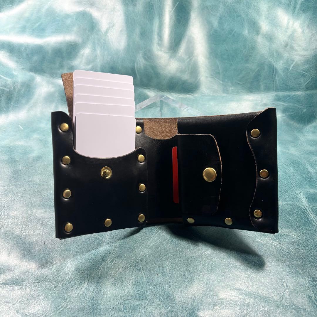 ハンドメイド　二つ折り　革財布　クロムエクセル　黒色　真鍮　cx-hw-000①